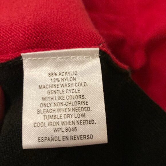 JM Collection Two-Tone Sweater - Picture 3 of 8